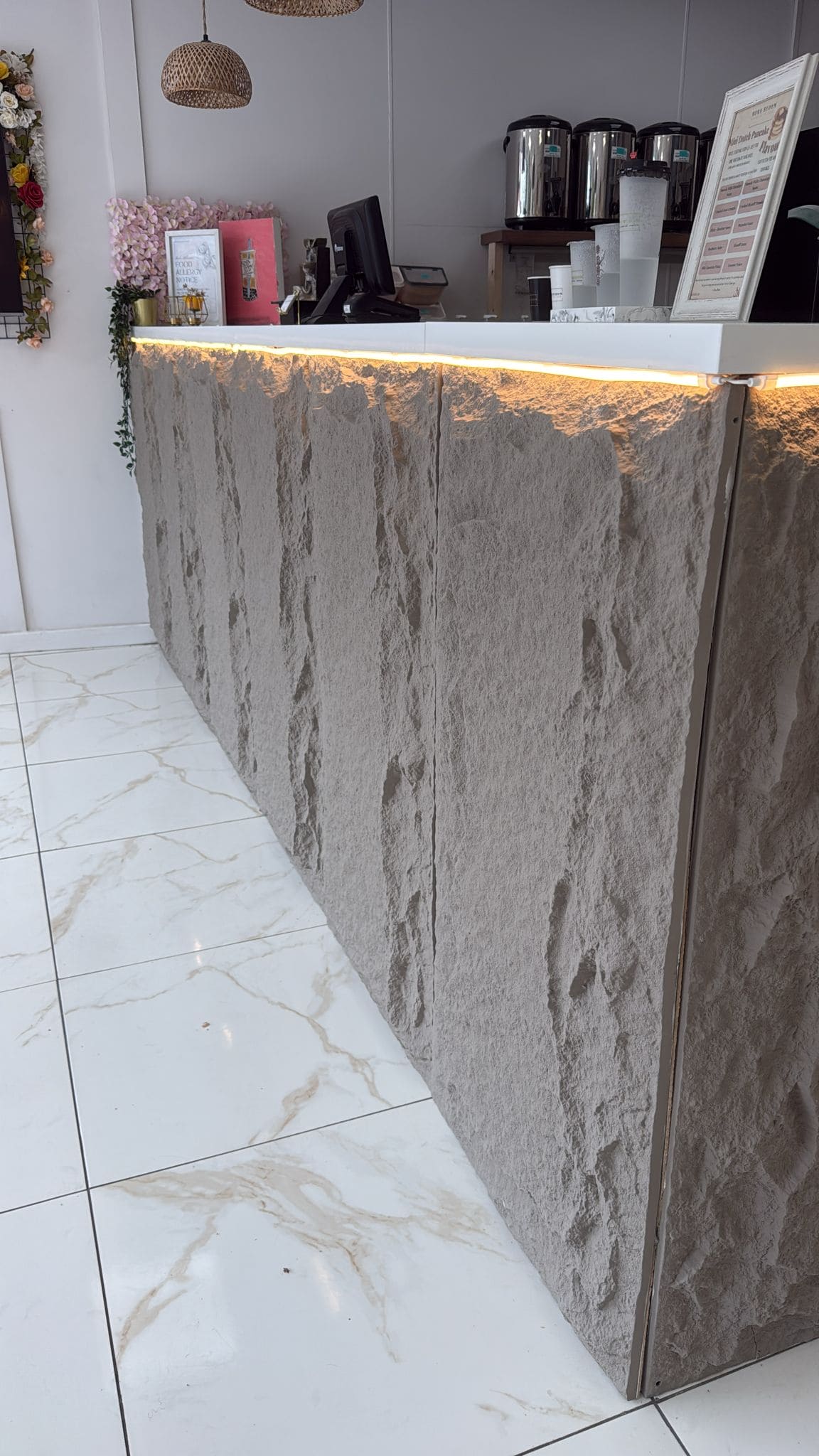 Hollywood Stone